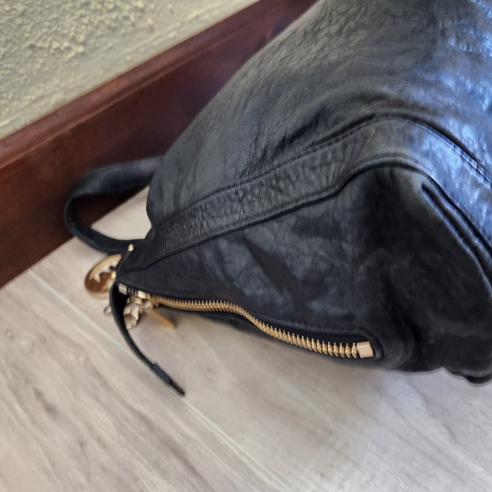 Rare Michael Kors Distressed Leather Shoulder Bag Hobo - Picture 10 of 14